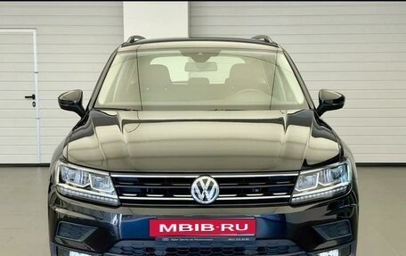 Volkswagen Tiguan II, 2020 год, 2 550 000 рублей, 2 фотография
