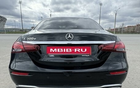Mercedes-Benz E-Класс, 2020 год, 5 250 000 рублей, 4 фотография