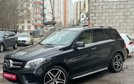Mercedes-Benz GLE, 2017 год, 4 169 000 рублей, 4 фотография