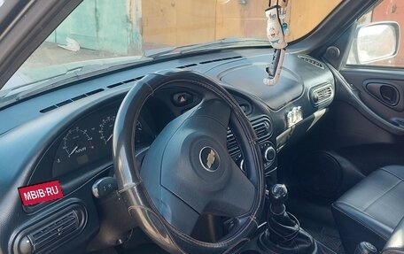 Chevrolet Niva I рестайлинг, 2018 год, 930 000 рублей, 8 фотография