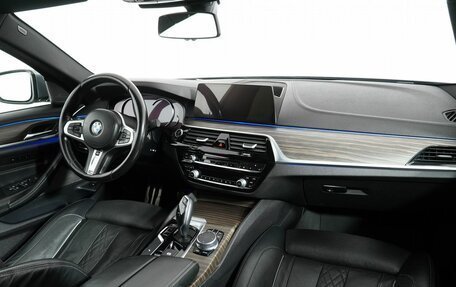 BMW 5 серия, 2017 год, 4 829 000 рублей, 14 фотография