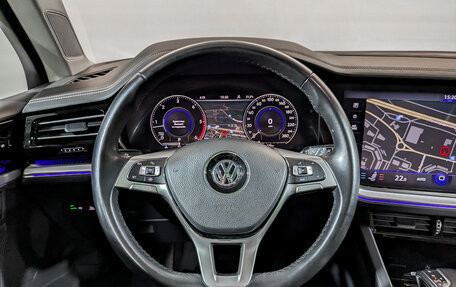 Volkswagen Touareg III, 2020 год, 6 500 000 рублей, 3 фотография