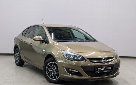 Opel Astra J, 2013 год, 985 000 рублей, 2 фотография