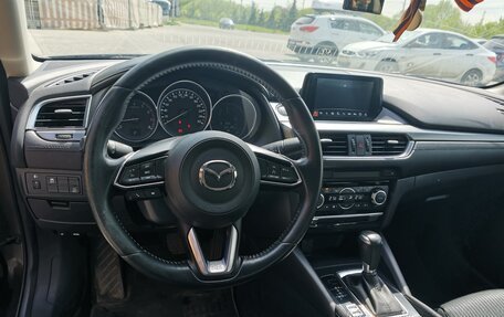 Mazda 6, 2017 год, 1 990 000 рублей, 11 фотография