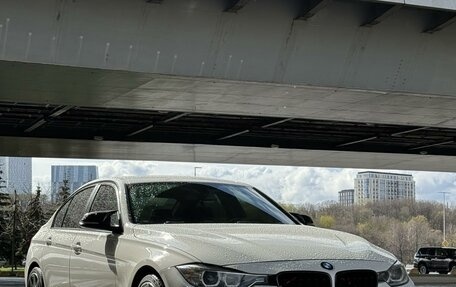 BMW 3 серия, 2013 год, 1 950 000 рублей, 19 фотография