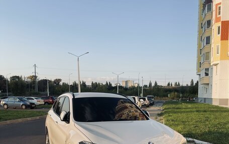 BMW X1, 2018 год, 2 900 000 рублей, 2 фотография
