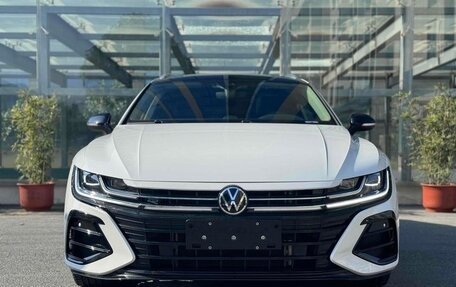 Volkswagen Passat CC, 2021 год, 3 190 000 рублей, 2 фотография
