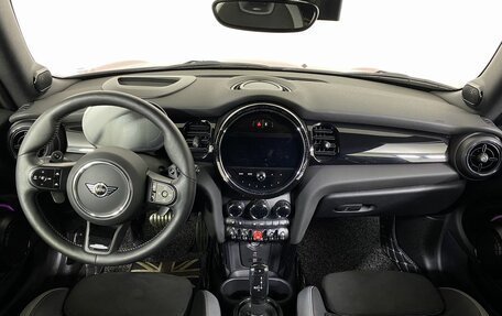 MINI Cabrio, 2021 год, 6 500 000 рублей, 18 фотография