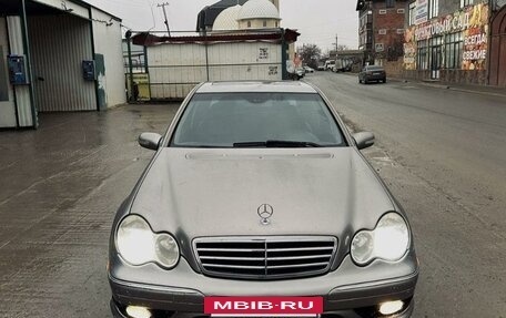 Mercedes-Benz C-Класс, 2004 год, 820 000 рублей, 3 фотография