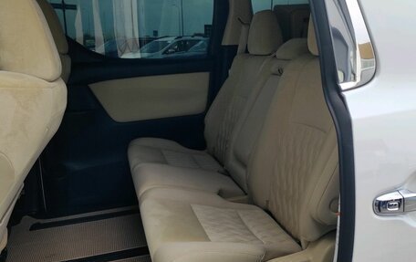 Toyota Alphard III, 2019 год, 4 400 000 рублей, 18 фотография