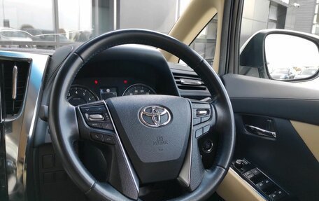 Toyota Alphard III, 2019 год, 4 400 000 рублей, 23 фотография