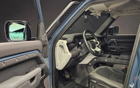 Land Rover Defender II, 2020 год, 5 885 000 рублей, 9 фотография
