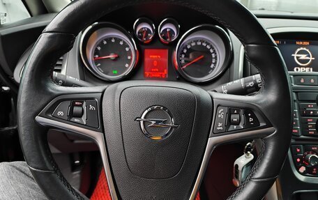 Opel Astra J, 2010 год, 910 000 рублей, 7 фотография