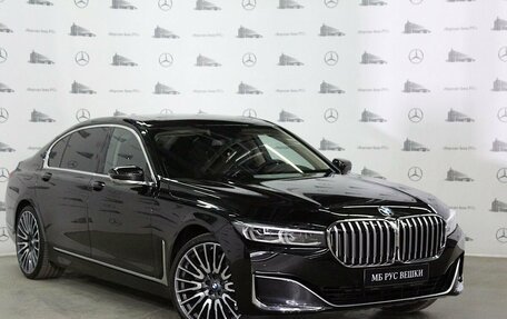 BMW 7 серия, 2019 год, 10 500 000 рублей, 3 фотография