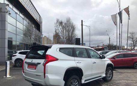 Mitsubishi Pajero Sport III рестайлинг, 2019 год, 3 249 000 рублей, 6 фотография