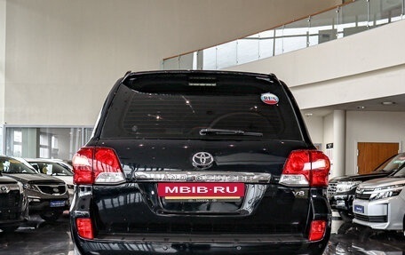 Toyota Land Cruiser 200, 2014 год, 4 299 000 рублей, 13 фотография