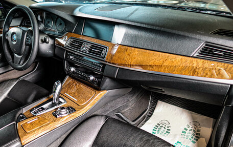 BMW 5 серия, 2010 год, 1 649 000 рублей, 13 фотография
