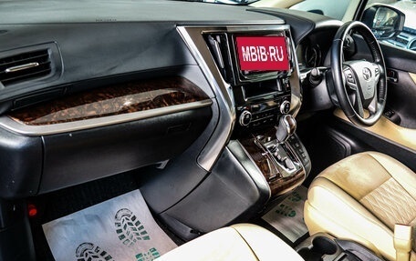Toyota Alphard III, 2019 год, 4 099 000 рублей, 22 фотография