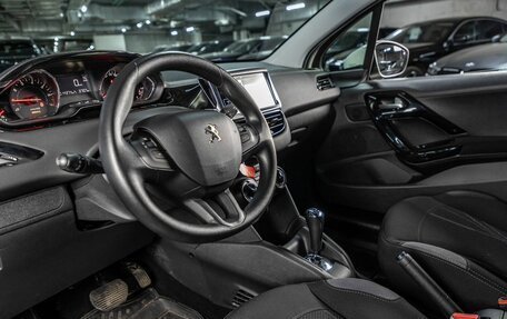 Peugeot 208 II, 2014 год, 1 175 000 рублей, 10 фотография