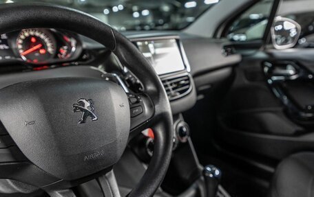 Peugeot 208 II, 2014 год, 1 175 000 рублей, 12 фотография