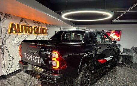 Toyota Hilux VIII, 2023 год, 6 099 999 рублей, 5 фотография