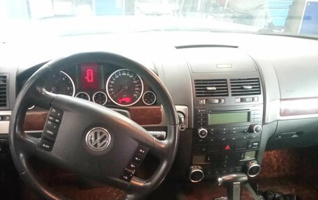 Volkswagen Touareg III, 2010 год, 1 288 000 рублей, 5 фотография