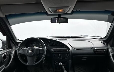 Chevrolet Niva I рестайлинг, 2019 год, 965 000 рублей, 7 фотография