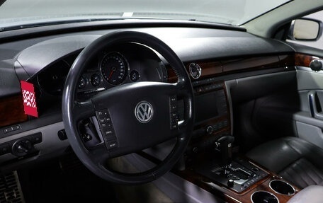 Volkswagen Phaeton I рестайлинг, 2008 год, 1 000 000 рублей, 14 фотография