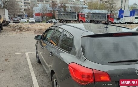 Opel Astra J, 2012 год, 700 000 рублей, 4 фотография
