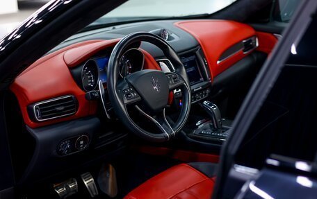 Maserati Levante I, 2020 год, 6 990 000 рублей, 12 фотография
