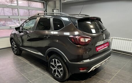 Renault Kaptur I рестайлинг, 2018 год, 1 490 000 рублей, 4 фотография