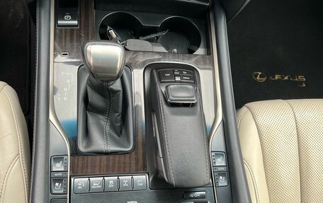 Lexus LX III, 2018 год, 7 999 000 рублей, 18 фотография
