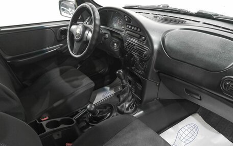Chevrolet Niva I рестайлинг, 2017 год, 749 000 рублей, 9 фотография