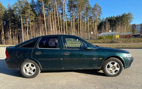 Opel Vectra B рестайлинг, 1998 год, 165 000 рублей, 3 фотография