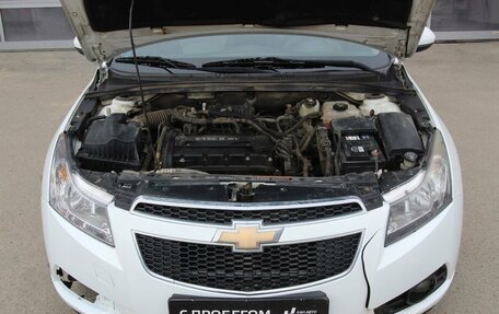 Chevrolet Cruze II, 2011 год, 680 000 рублей, 5 фотография