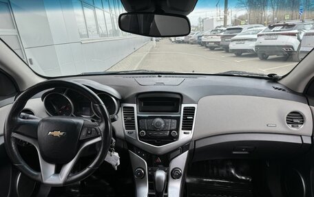 Chevrolet Cruze II, 2011 год, 680 000 рублей, 9 фотография