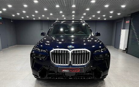BMW X7, 2022 год, 14 000 000 рублей, 2 фотография