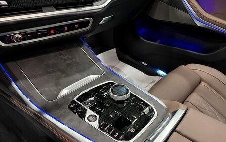 BMW X7, 2022 год, 14 000 000 рублей, 11 фотография