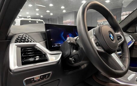 BMW X7, 2022 год, 14 000 000 рублей, 10 фотография