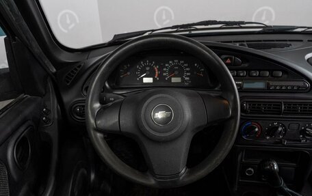 Chevrolet Niva I рестайлинг, 2011 год, 599 000 рублей, 10 фотография
