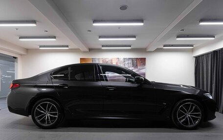 BMW 5 серия, 2023 год, 9 526 847 рублей, 4 фотография