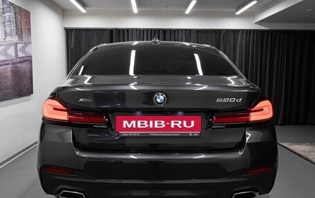BMW 5 серия, 2023 год, 9 526 847 рублей, 6 фотография