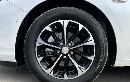 Chevrolet Monza, 2023 год, 2 340 000 рублей, 21 фотография