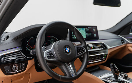 BMW 5 серия, 2021 год, 8 490 000 рублей, 9 фотография
