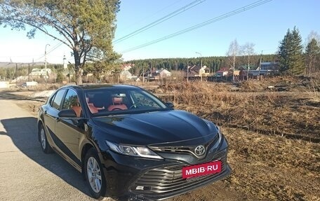 Toyota Camry, 2018 год, 3 070 000 рублей, 3 фотография