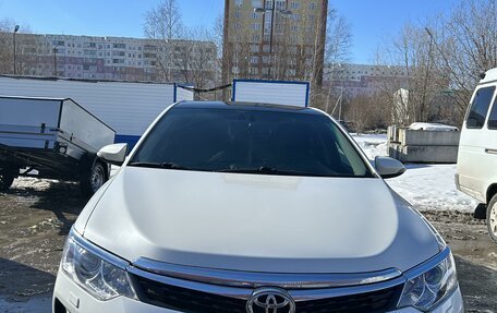 Toyota Camry, 2017 год, 2 750 000 рублей, 6 фотография