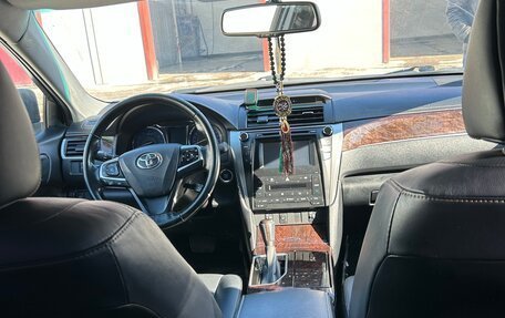 Toyota Camry, 2017 год, 2 750 000 рублей, 8 фотография