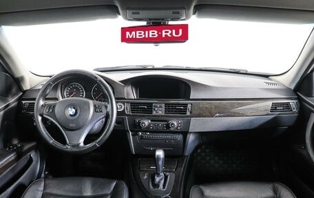 BMW 3 серия, 2011 год, 1 315 000 рублей, 12 фотография