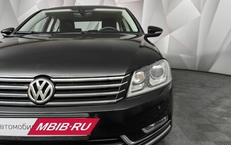 Volkswagen Passat B7, 2013 год, 1 698 000 рублей, 10 фотография