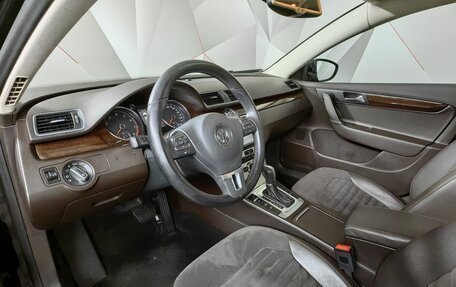 Volkswagen Passat B7, 2013 год, 1 698 000 рублей, 19 фотография